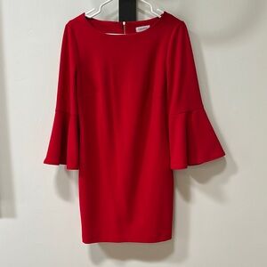 Elegant Red Bell-Sleeve Shift Dress